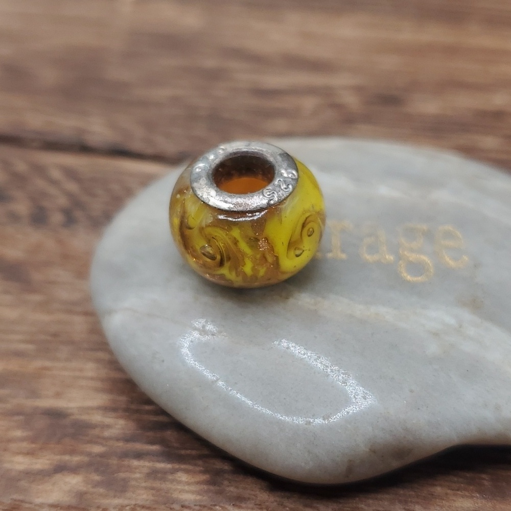 Yellow‎ quartz swirl charm sterling 925